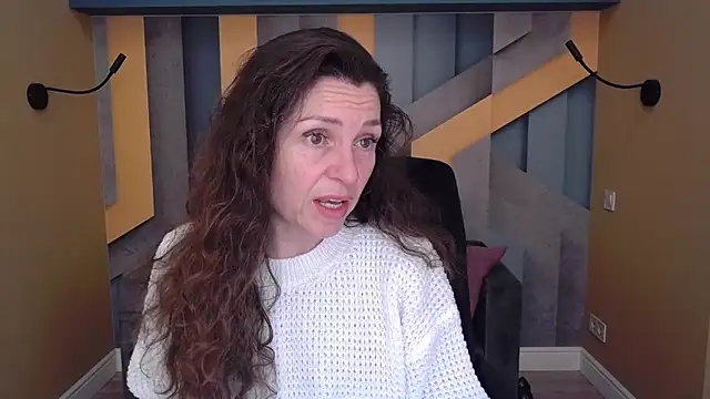 EllaLong online show from 11-10-25, 12:54