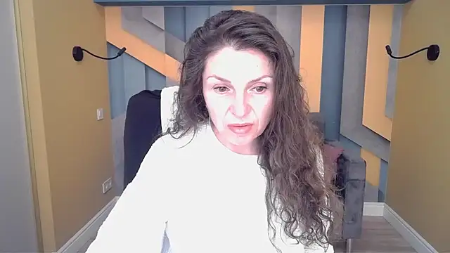 EllaLong online show from 02-05-26, 12:34