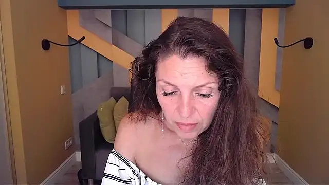 EllaLong online show from 07-01-26, 11:32