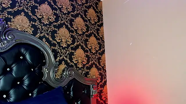 NaiaGils online show from 02-07-26, 12:24