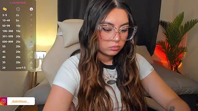 dakottaa  online show from 03-29-26, 12:01