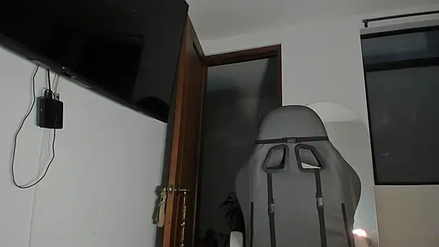 Snapshot of joss_111 chatting on 02-14-26, 11:10 joss 111 online show from 02-14-26, 11:10