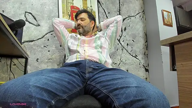 Maxi TheBigDaddy online show from 03-04-26, 12:13