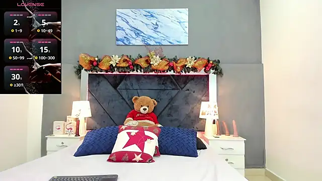 Lauralove 69 online show from 12-20-25, 06:55