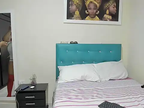 megan-hotxx online show from 09-30-25, 02:39