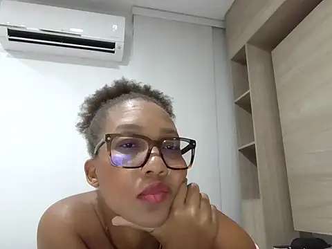 megan-hotxx online show from 06-26-26, 02:50