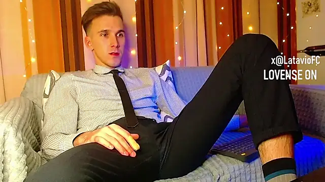 Midnighter  online show from 12-13-25, 11:11