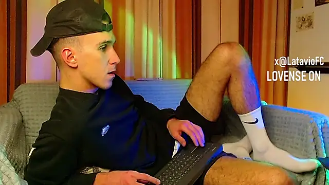 Midnighter  online show from 11-21-25, 12:48