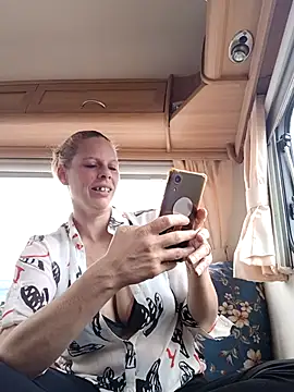 WildScorpio86 online show from 12-14-25, 08:42