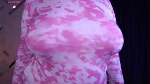 Snapshot of CuteAmberr chatting on 02-07-25, 10:52 CuteAmberr online show from 02-07-25, 10:52