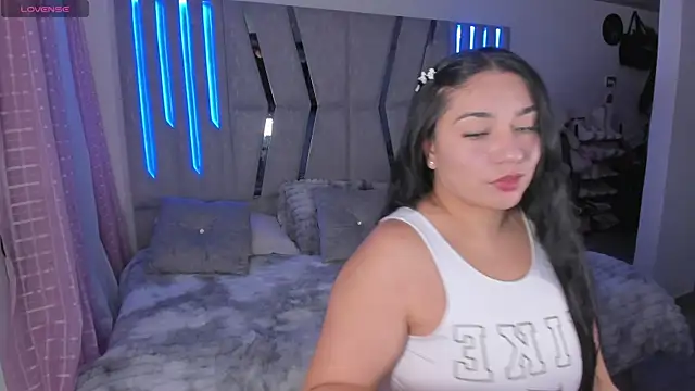 scarlet miller1 online show from 06-25-26, 10:48