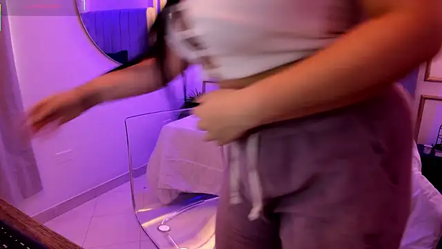 scarlet miller1 online show from 10-03-25, 12:17