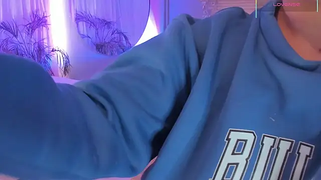 scarlet miller1 online show from 11-18-25, 12:19