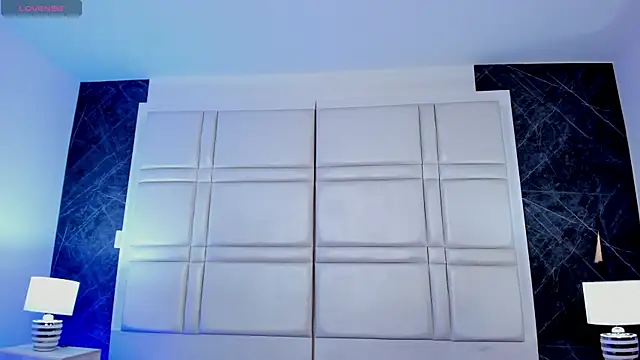 charlottewhitte online show from 07-18-26, 10:46