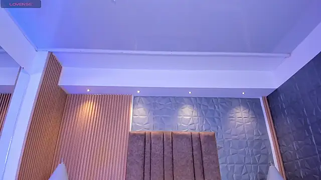 charlottewhitte online show from 11-07-25, 01:15