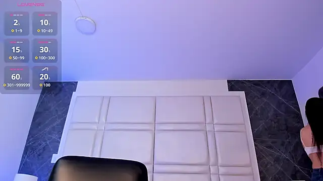 charlottewhitte online show from 06-20-26, 11:15