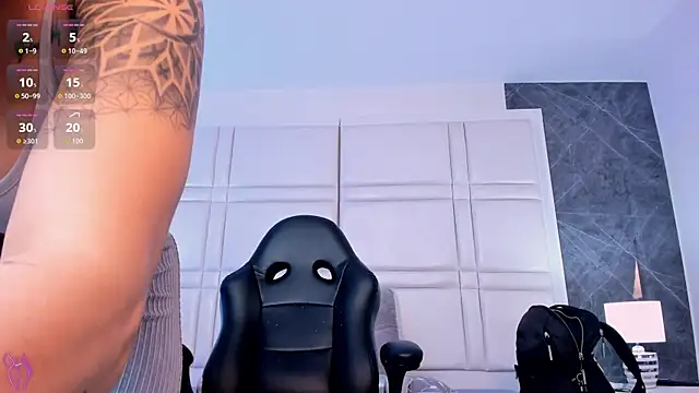 charlottewhitte online show from 07-15-26, 10:55