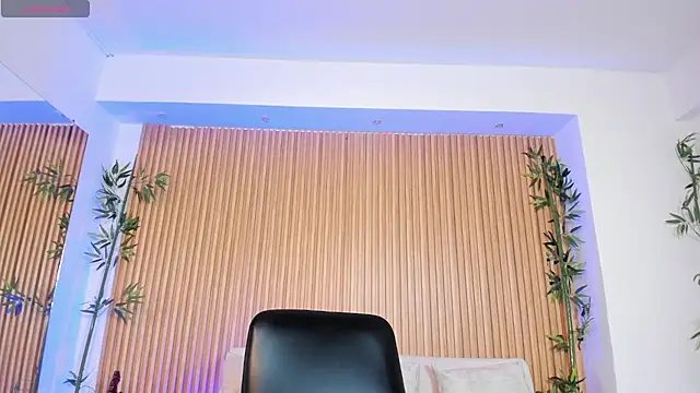 charlottewhitte online show from 10-14-25, 11:33