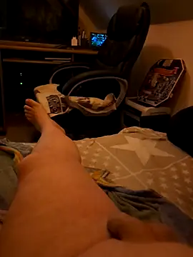 Mariomario0565 online show from 12-04-25, 08:30