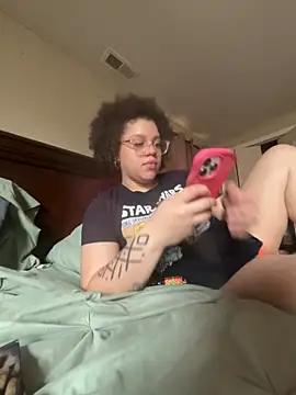 QueenNuttCollector online show from 03-05-26, 04:47