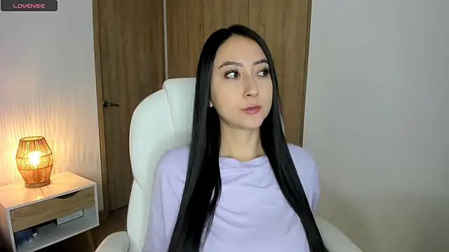 Snapshot of sophie_connors chatting on 07-04-26, 12:43 sophie connors online show from 07-04-26, 12:43