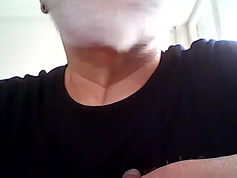 Snapshot of xcimeru chatting on 05-30-26, 06:31 xcimeru online show from 05-30-26, 06:31