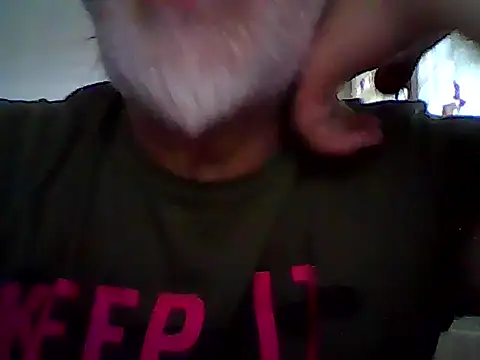 Snapshot of xcimeru chatting on 06-12-26, 12:03 xcimeru online show from 06-12-26, 12:03