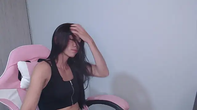 angel girl0610 online show from 01-09-26, 11:00