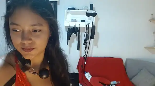 Snapshot of Chiara_petterson chatting on 02-24-25, 02:40 Chiara petterson online show from 02-24-25, 02:40