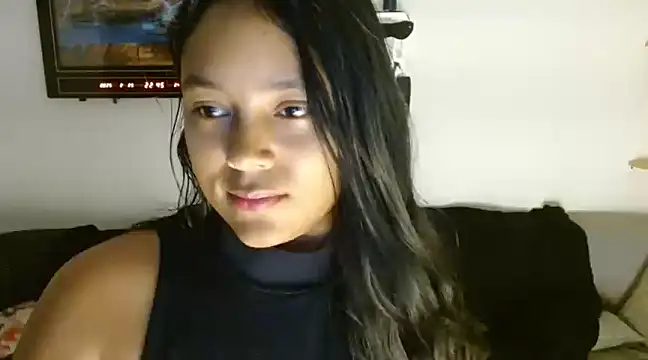 Snapshot of Chiara_petterson chatting on 02-26-25, 03:46 Chiara petterson online show from 02-26-25, 03:46