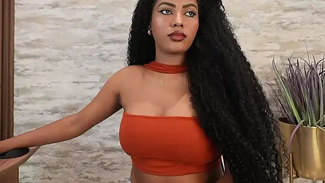 HOTBLACKANDWHITE2 online show from 07-18-26, 05:05