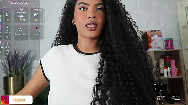 HOTBLACKANDWHITE2 online show from 03-24-26, 04:23