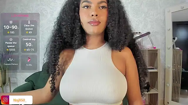 HOTBLACKANDWHITE2 online show from 11-07-25, 03:22