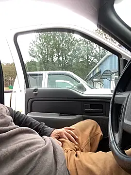 Snapshot of Themechanic420 chatting on 02-04-25, 03:26 Themechanic420 online show from 02-04-25, 03:26