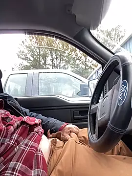 Snapshot of Themechanic420 chatting on 01-07-25, 06:24 Themechanic420 online show from 01-07-25, 06:24