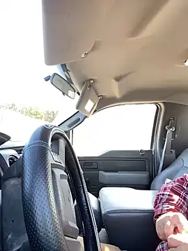 Snapshot of Themechanic420 chatting on 01-16-25, 03:45 Themechanic420 online show from 01-16-25, 03:45