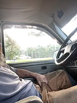 Snapshot of Themechanic420 chatting on 10-01-25, 01:37 Themechanic420 online show from 10-01-25, 01:37