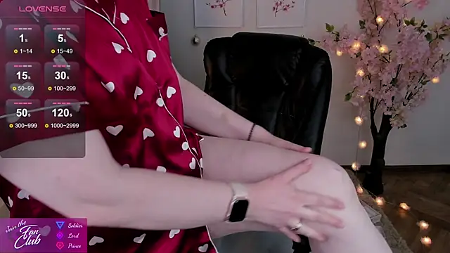 Nancy Sun  online show from 01-12-25, 02:09