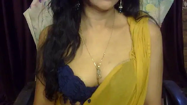 iam-moni2 online show from 06-18-26, 01:49