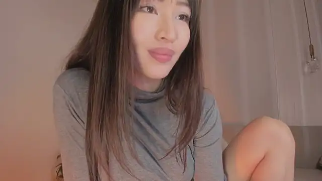 kawaii mia online show from 04-14-26, 01:43