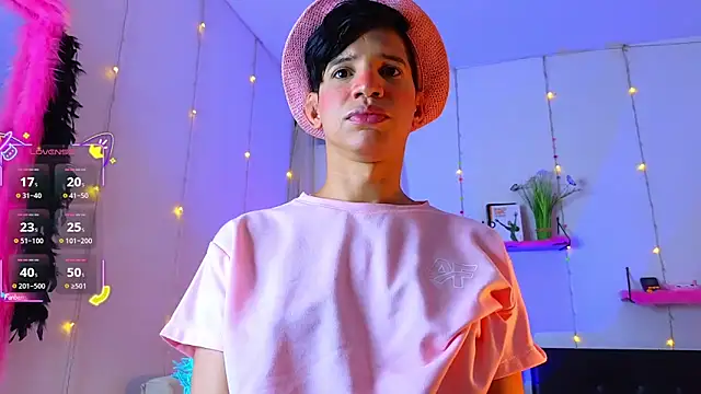 Ariel Femboy  online show from 09-14-25, 02:34