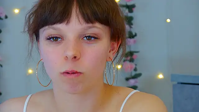 ElisabethDavis online show from 04-15-26, 03:27