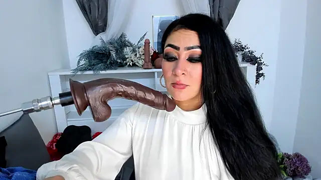 Snapshot of Angie_Will chatting on 02-11-25, 03:40 Angie Will online show from 02-11-25, 03:40
