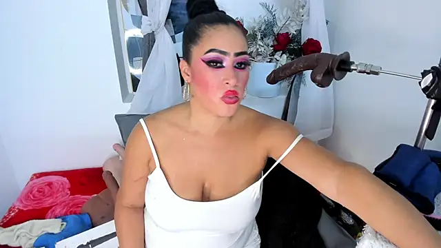 Snapshot of Angie_Will chatting on 02-01-25, 04:46 Angie Will online show from 02-01-25, 04:46