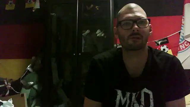 Snapshot of Die-geile-Sau chatting on 09-14-25, 07:03 Die-geile-Sau online show from 09-14-25, 07:03