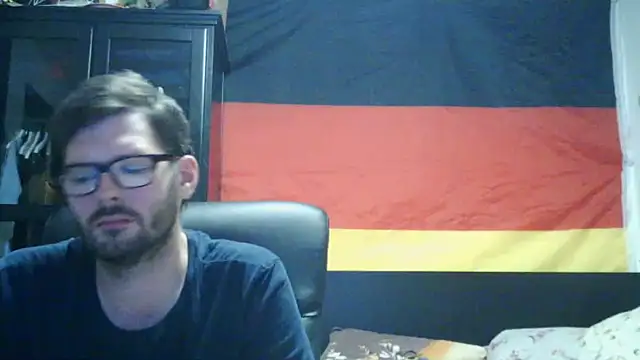 Die-geile-Sau online show from 06-18-26, 09:09