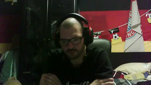 Die-geile-Sau online show from 11-29-25, 09:04