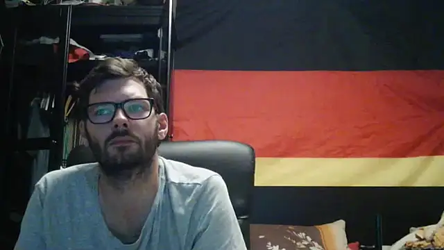 Die-geile-Sau online show from 06-24-26, 08:06