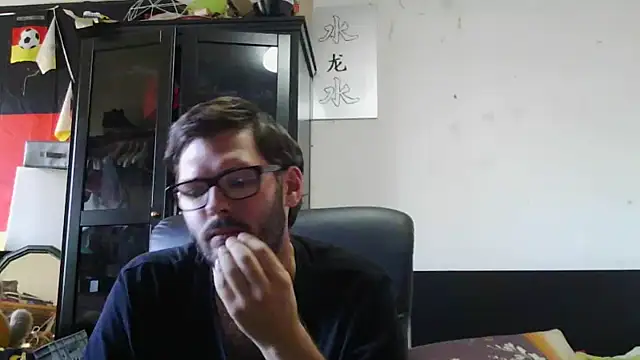 Die-geile-Sau online show from 07-19-26, 04:04