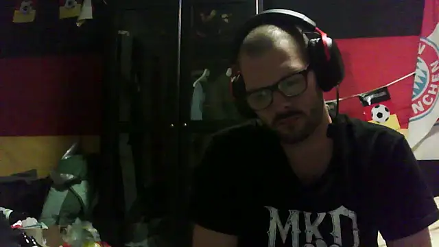 Snapshot of Die-geile-Sau chatting on 09-08-25, 07:13 Die-geile-Sau online show from 09-08-25, 07:13